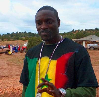 akon bou asmaou